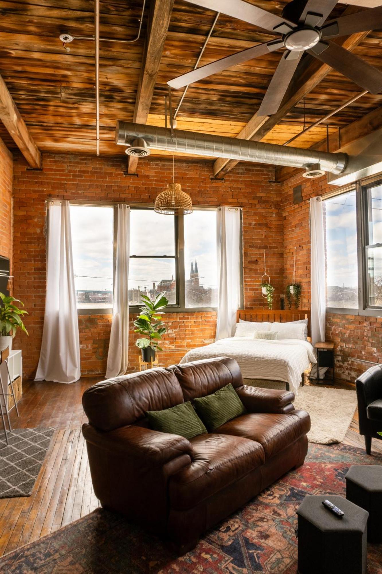 420 Friendly Canada Bridge View Loft Downtown Free Parking Detroit Exterior foto